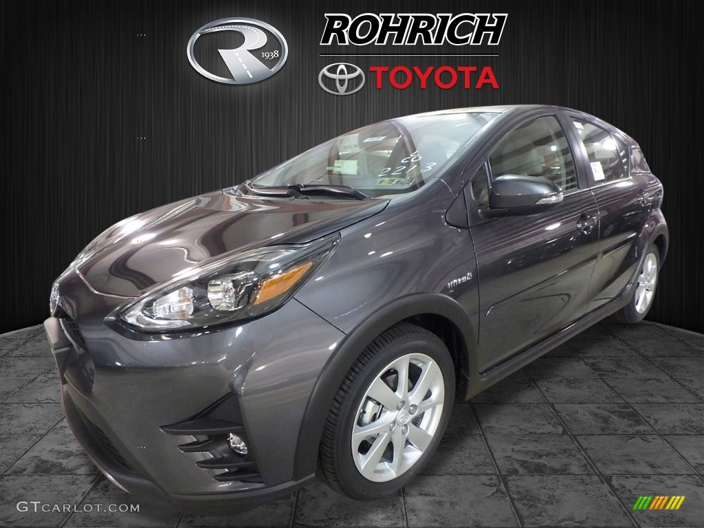 2018 Prius c Four - Magnetic Gray Metallic / Light Blue Gray photo #4