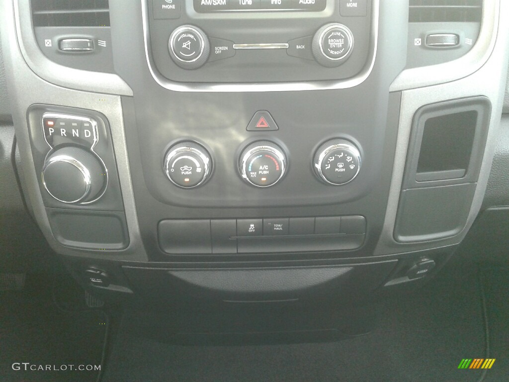 2018 1500 Express Quad Cab - Granite Crystal Metallic / Black/Diesel Gray photo #16