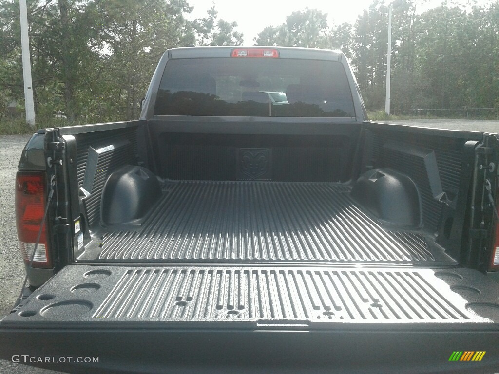 2018 1500 Express Quad Cab - Granite Crystal Metallic / Black/Diesel Gray photo #19