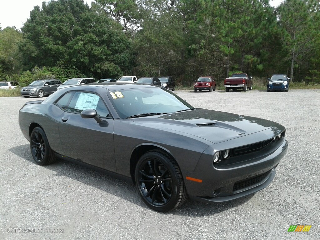 2018 Challenger SXT - Granite / Black photo #6