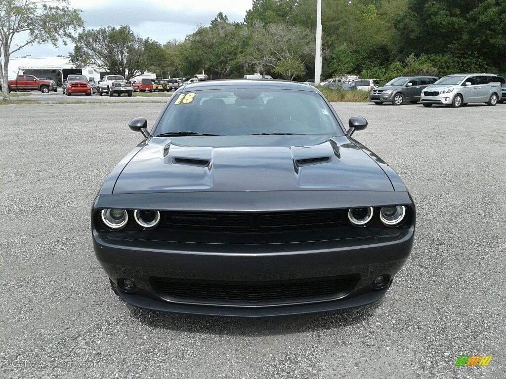 2018 Challenger SXT - Granite / Black photo #7