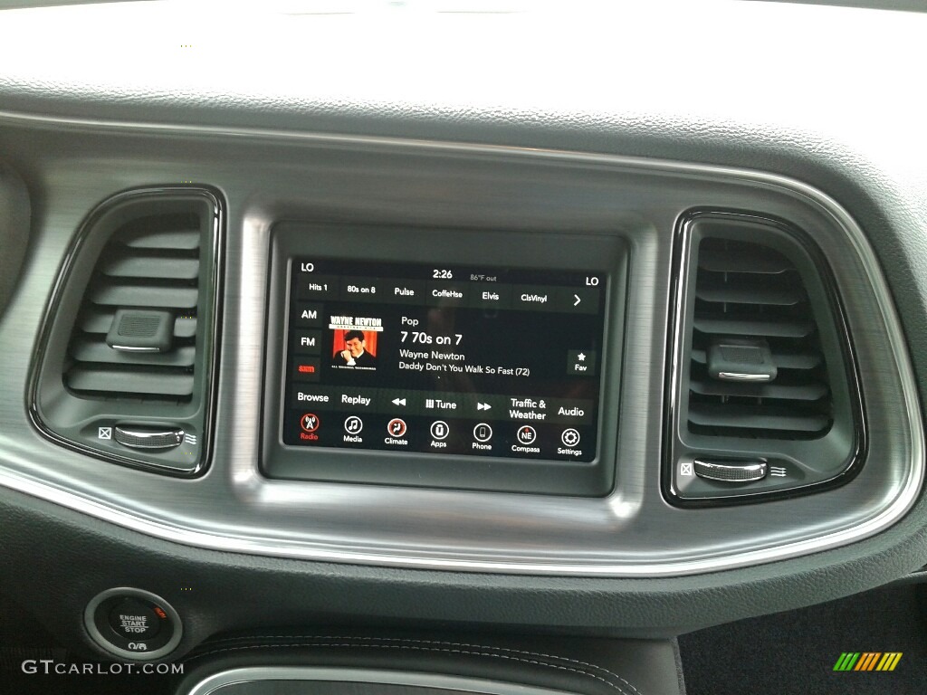 2018 Challenger SXT - Granite / Black photo #14