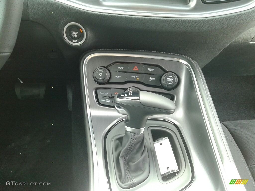 2018 Challenger SXT - Granite / Black photo #15