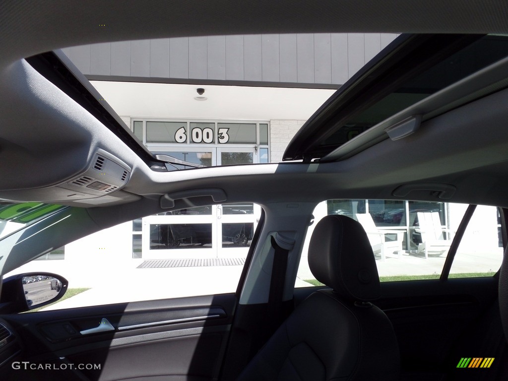 2015 Golf 4 Door 1.8T SEL - Night Blue Metallic / Black photo #11