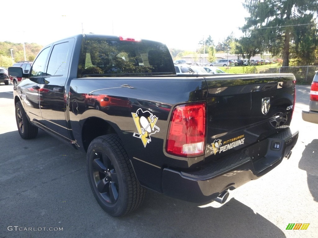 2018 1500 Express Crew Cab 4x4 - Brilliant Black Crystal Pearl / Black/Diesel Gray photo #3