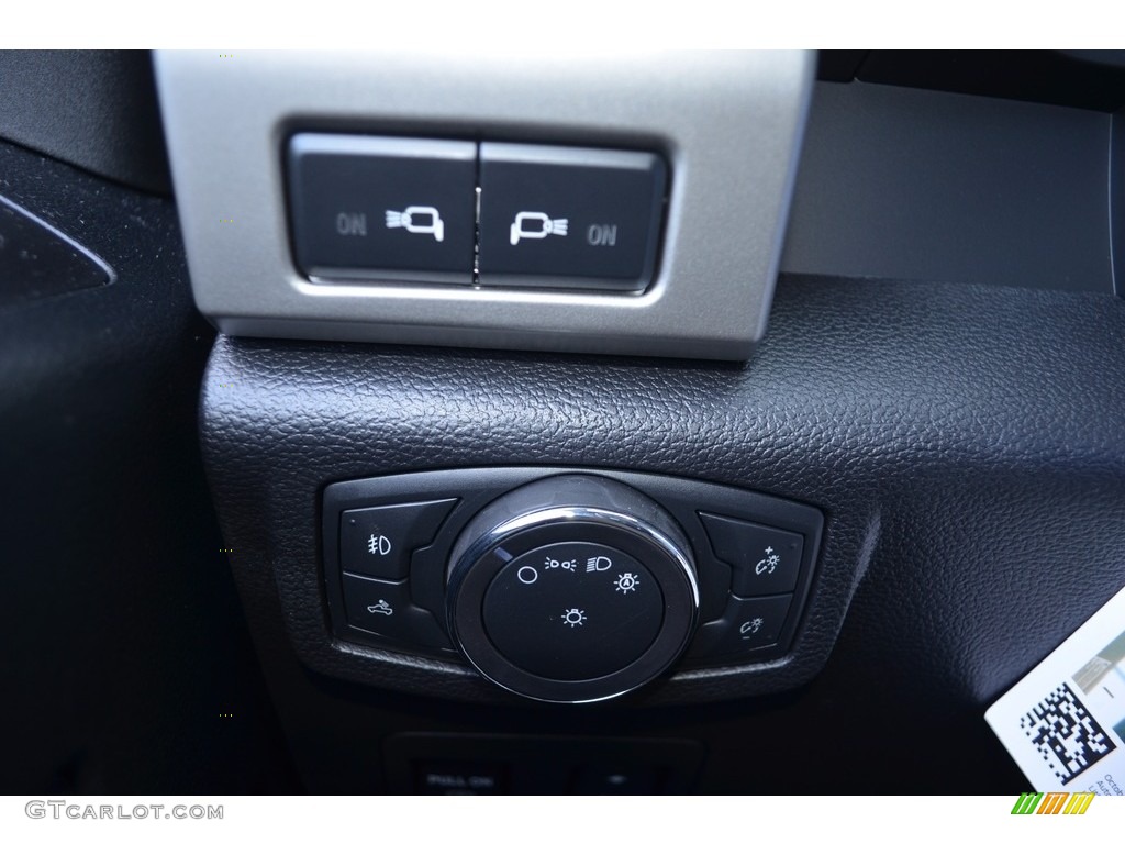 2018 F150 Lariat SuperCrew 4x4 - Stone Gray / Black photo #24