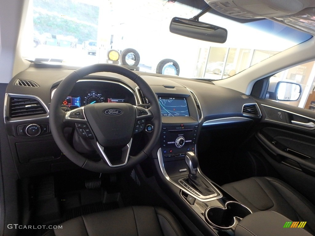Ebony Interior 2018 Ford Edge Titanium AWD Photo #123397264