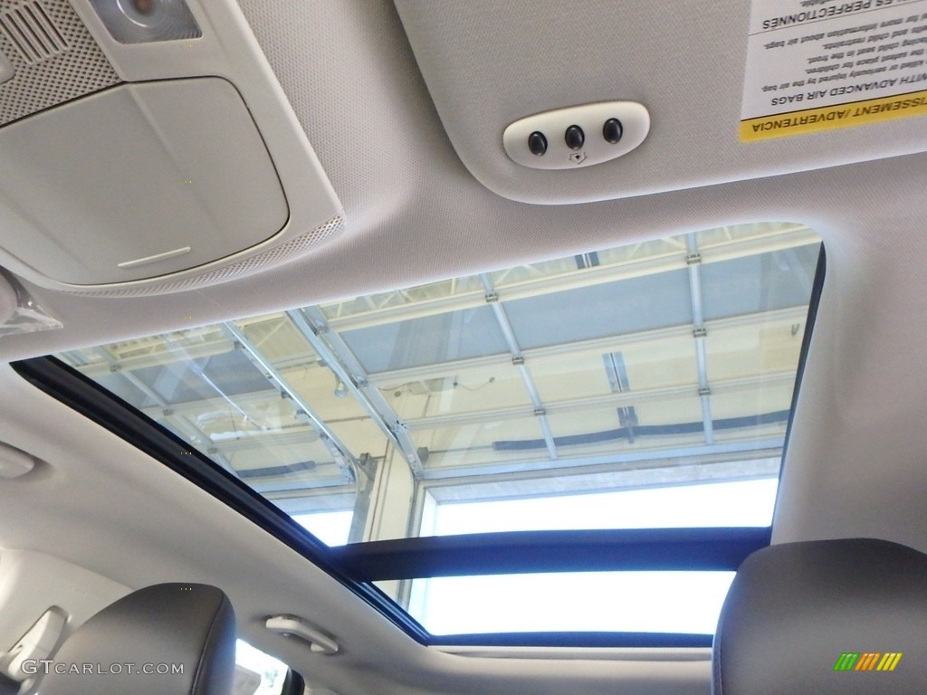 2018 Ford Edge Titanium AWD Sunroof Photos
