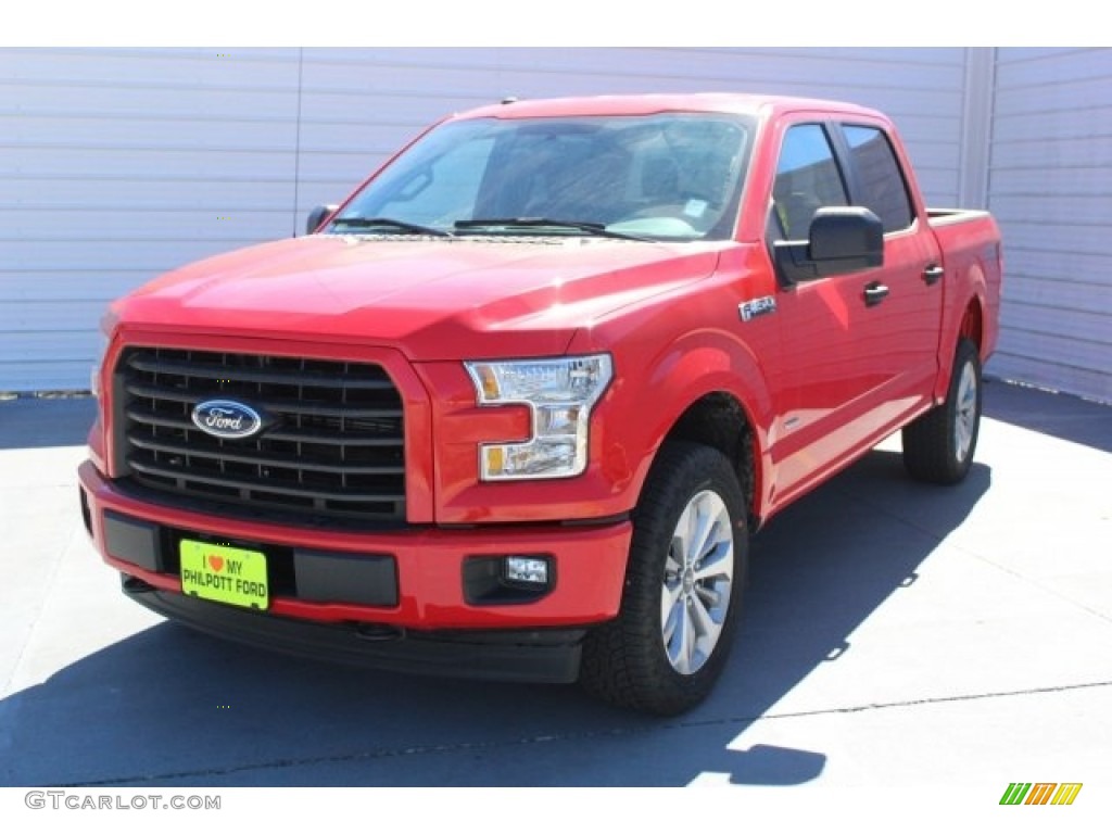 2017 F150 XL SuperCrew 4x4 - Race Red / Earth Gray photo #3