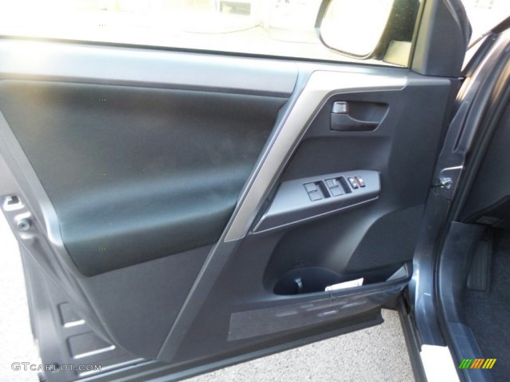 2018 RAV4 LE AWD - Magnetic Gray Metallic / Black photo #13