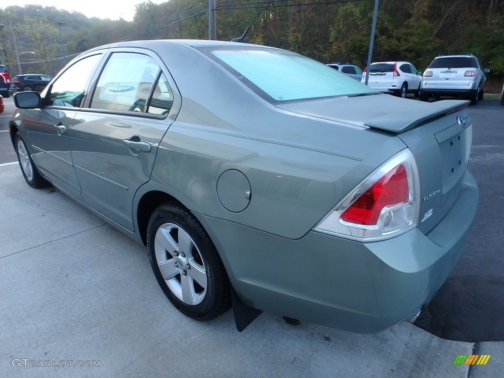 2009 Fusion SE V6 - Moss Green Metallic / Medium Light Stone photo #4