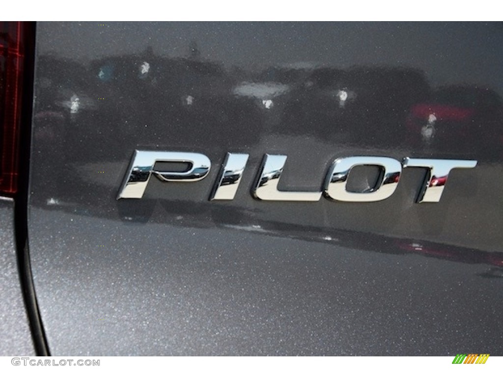 2017 Pilot EX-L - Modern Steel Metallic / Black photo #3