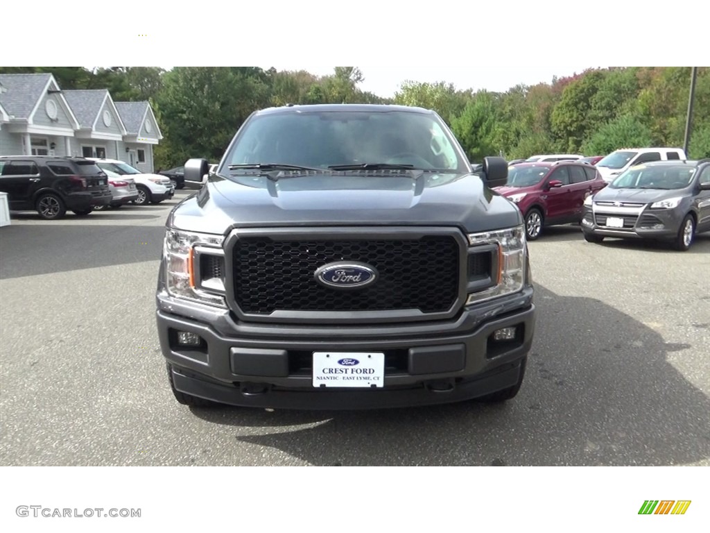 2018 F150 XLT SuperCab 4x4 - Magnetic / Black photo #2