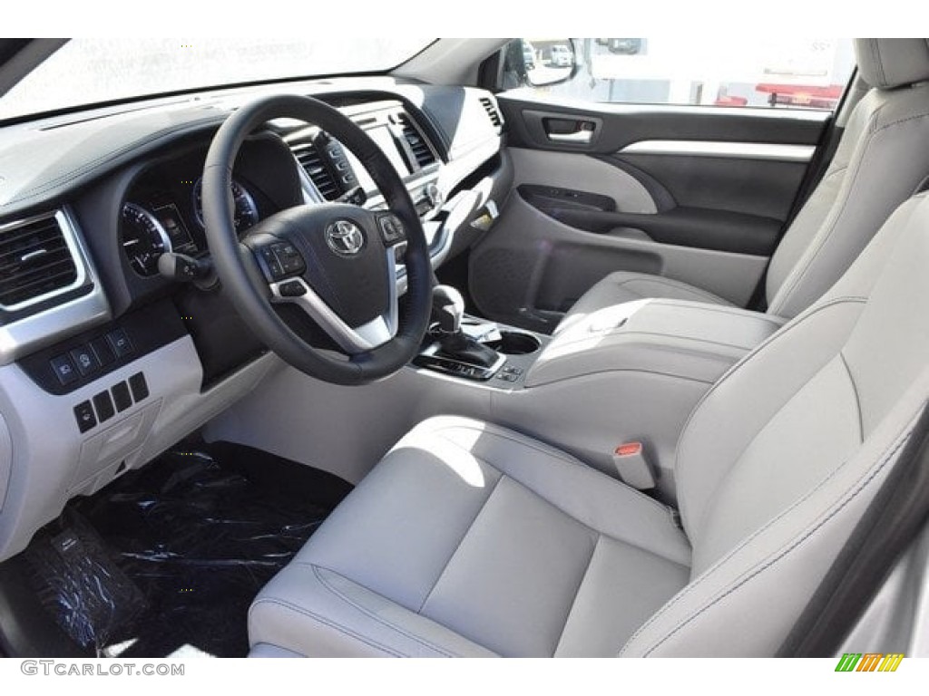 Ash Interior 2018 Toyota Highlander XLE AWD Photo #123409168