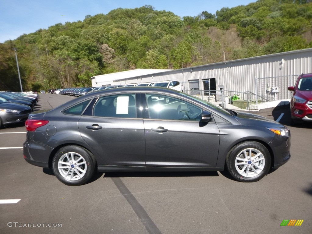 2017 Focus SE Sedan - Magnetic / Charcoal Black photo #1