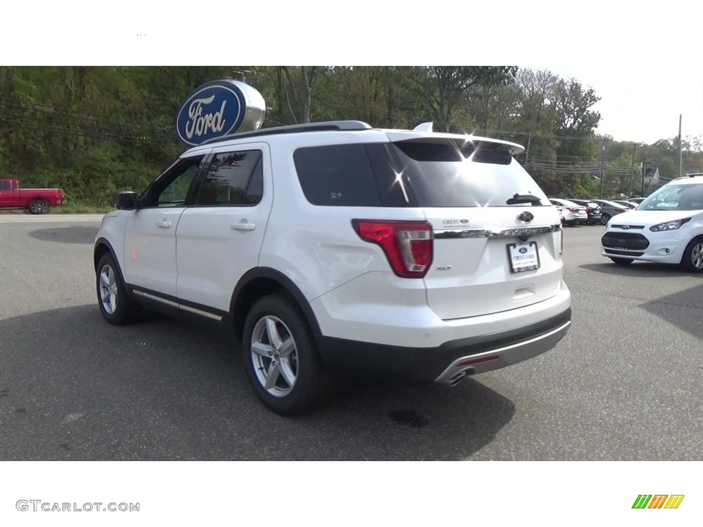 2017 Explorer XLT 4WD - White Platinum / Ebony Black photo #5