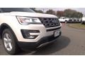 2017 White Platinum Ford Explorer XLT 4WD  photo #28