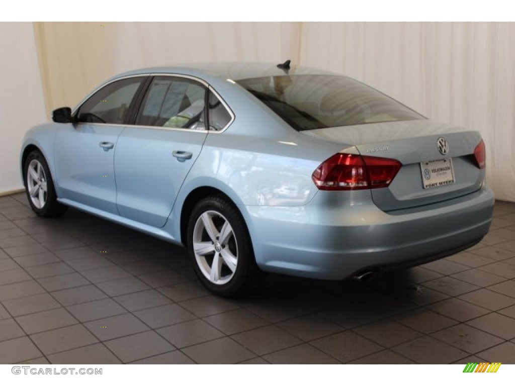 2013 Passat 2.5L SE - Glacier Blue Metallic / Cornsilk Beige photo #6