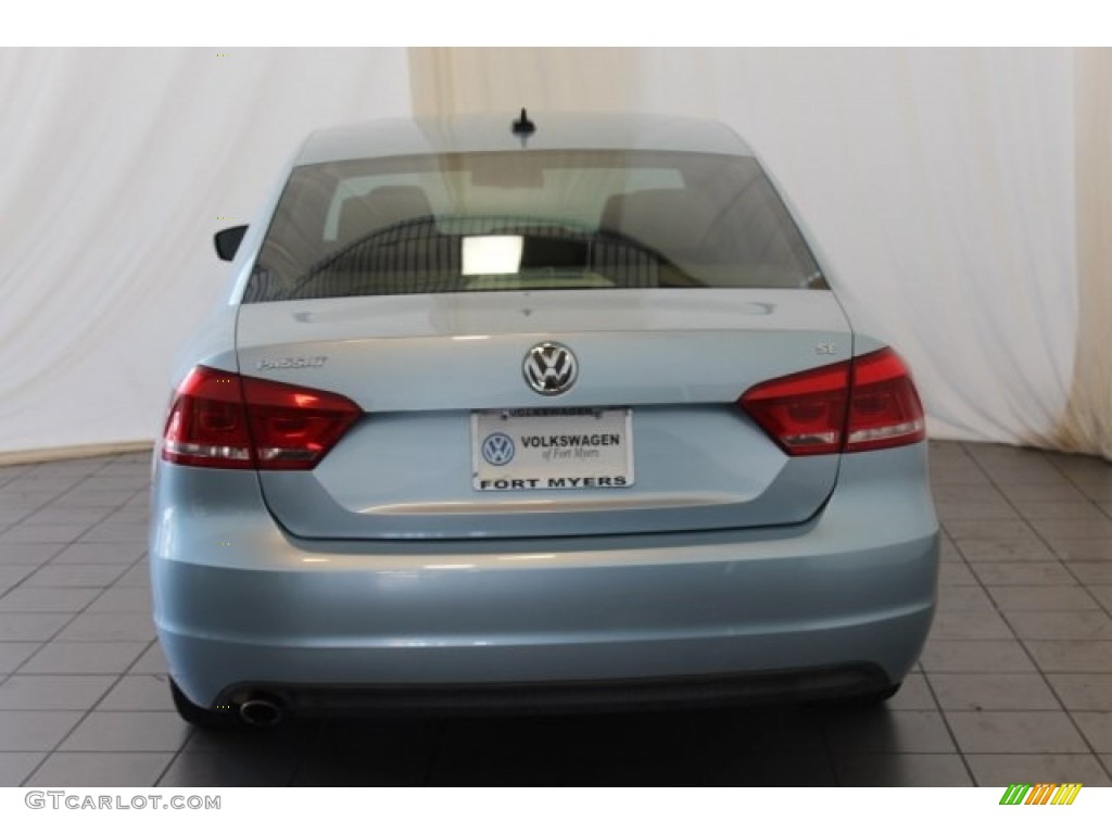 2013 Passat 2.5L SE - Glacier Blue Metallic / Cornsilk Beige photo #7