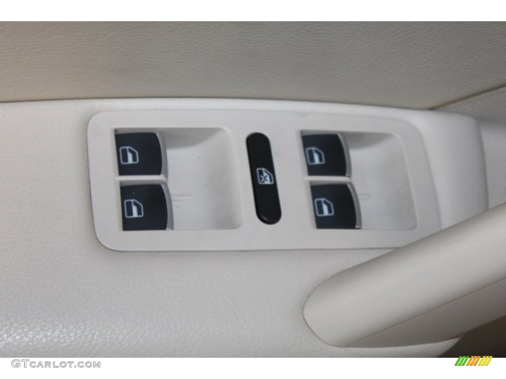 2013 Passat 2.5L SE - Glacier Blue Metallic / Cornsilk Beige photo #11