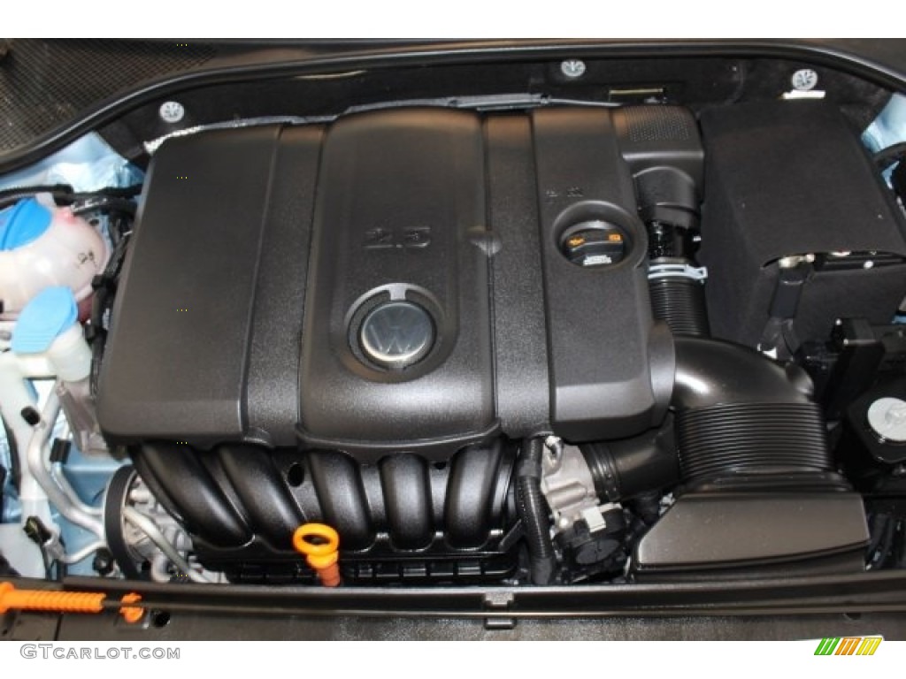 2013 Passat 2.5L SE - Glacier Blue Metallic / Cornsilk Beige photo #28