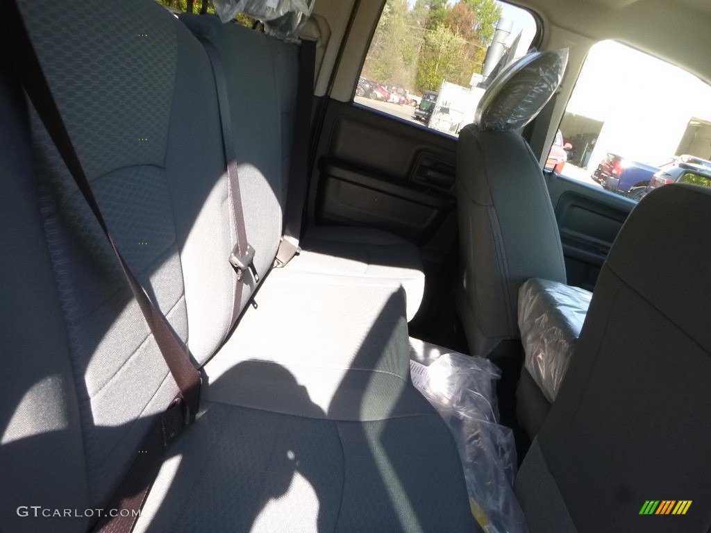 2018 1500 Express Quad Cab 4x4 - Brilliant Black Crystal Pearl / Black/Diesel Gray photo #13
