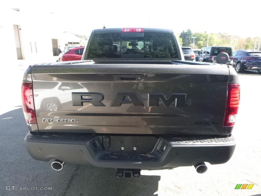 2018 1500 Rebel Crew Cab 4x4 - Granite Crystal Metallic / Black photo #4