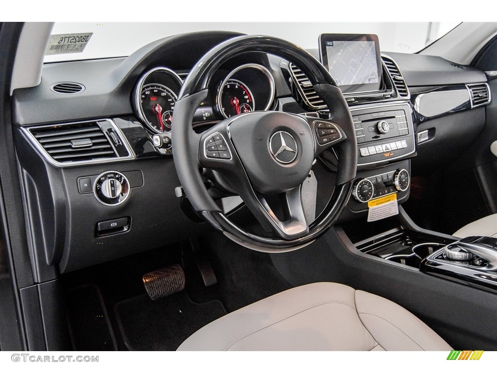 2018 Mercedes-Benz GLE 350 4Matic Crystal Grey/Black Dashboard Photo #123424190