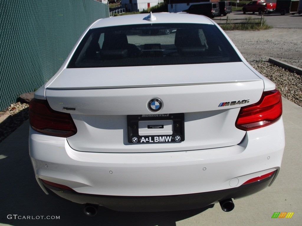 2018 2 Series M240i xDrive Coupe - Alpine White / Black photo #4