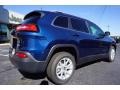 2018 Patriot Blue Pearl Jeep Cherokee Latitude Plus  photo #7