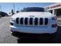 2018 Bright White Jeep Cherokee Latitude Plus  photo #2