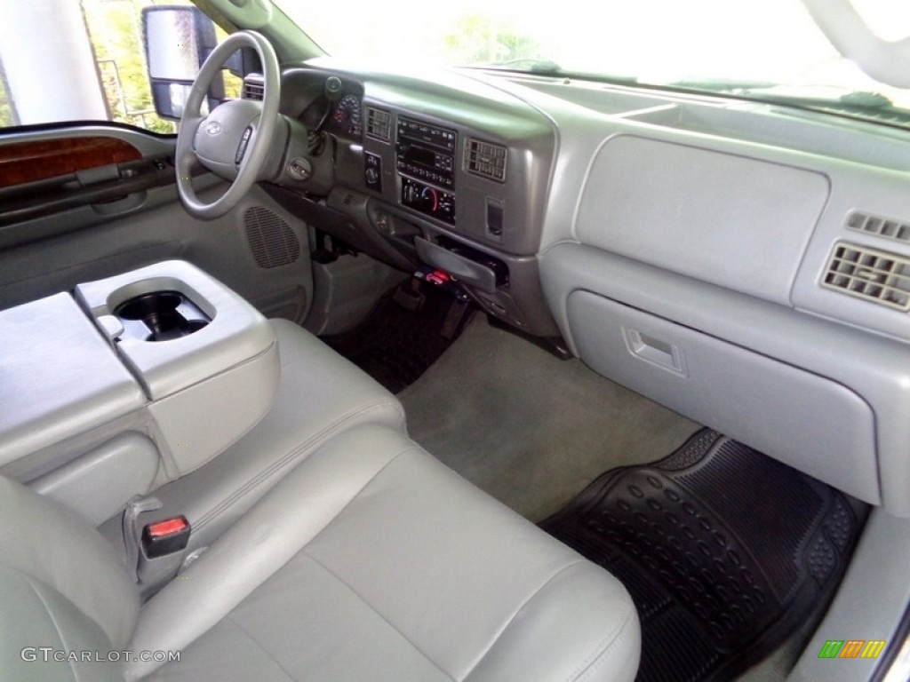 2003 F350 Super Duty Lariat Crew Cab 4x4 - Dark Shadow Grey Metallic / Medium Flint photo #71
