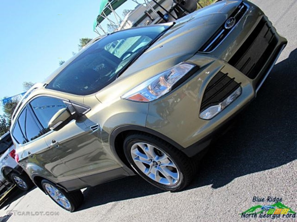 2014 Escape Titanium 2.0L EcoBoost - Ginger Ale / Medium Light Stone photo #31
