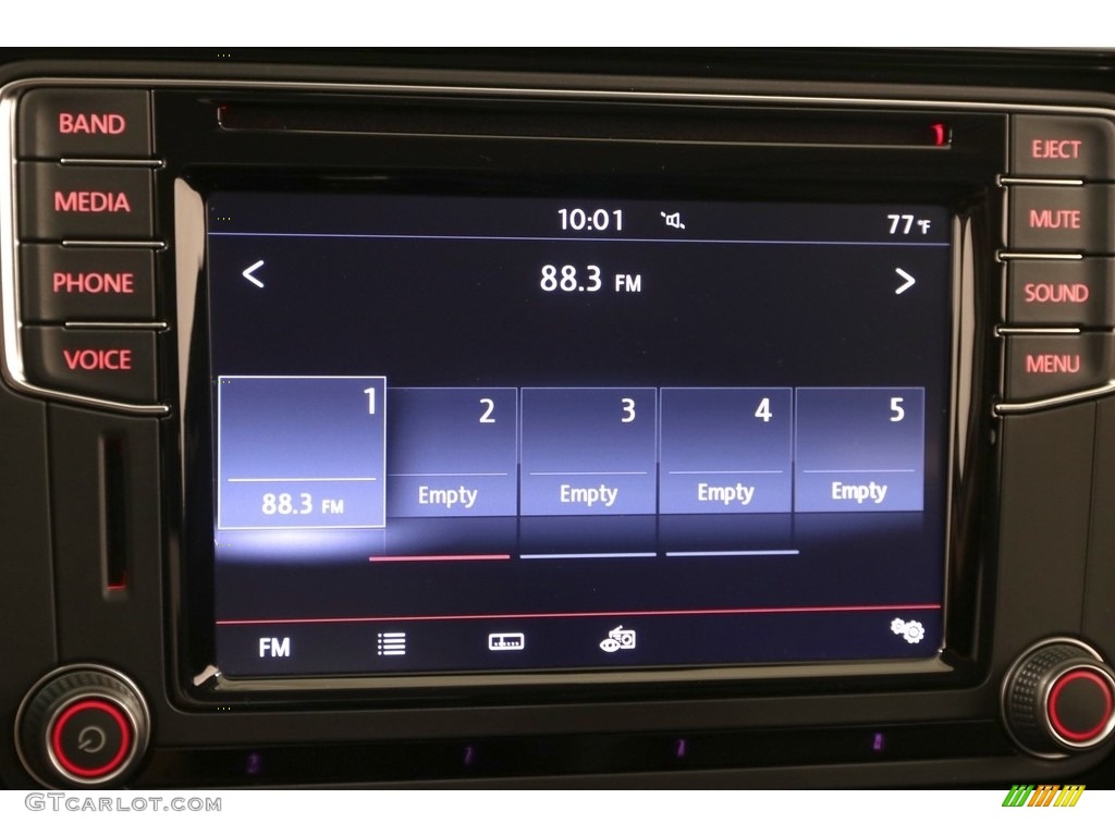 2017 Volkswagen Passat R-Line Sedan Audio System Photo #123441287