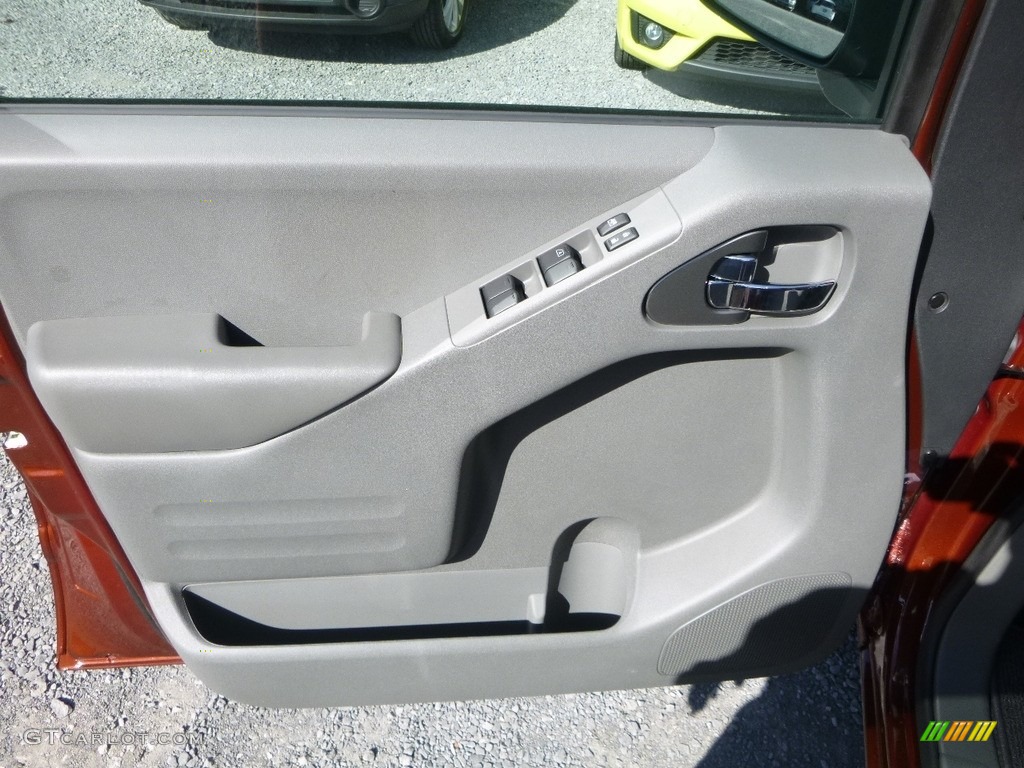 2018 Nissan Frontier SV Crew Cab 4x4 Steel Door Panel Photo #123443903