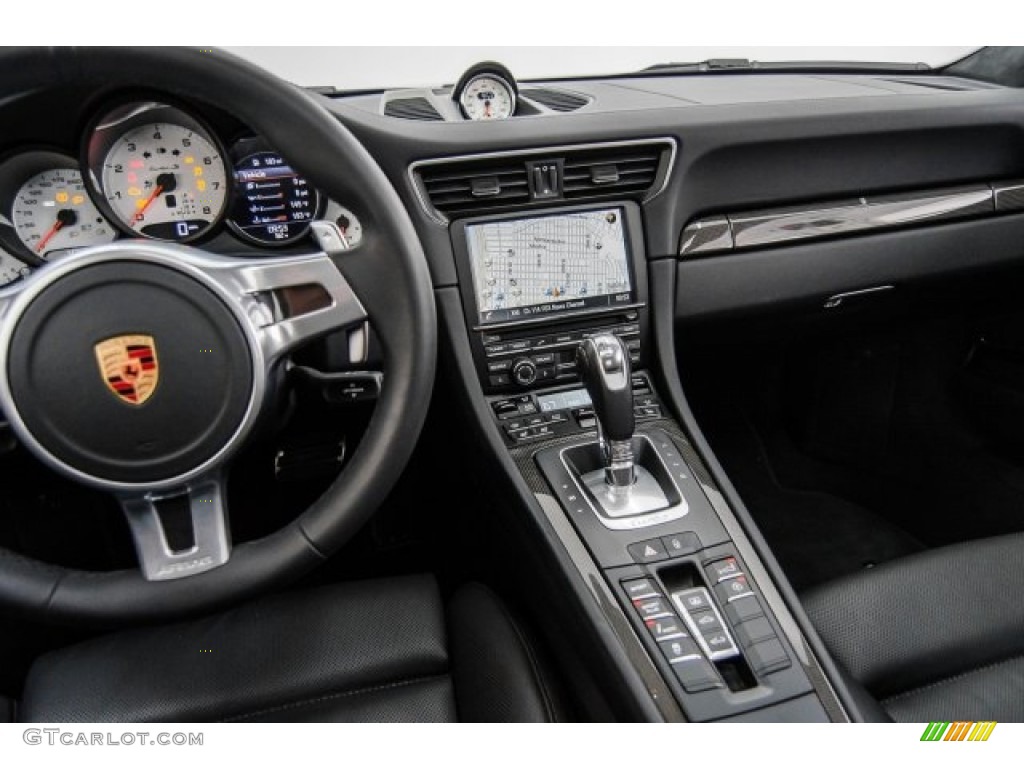 2016 Porsche 911 Turbo S Coupe Black Dashboard Photo #123449881