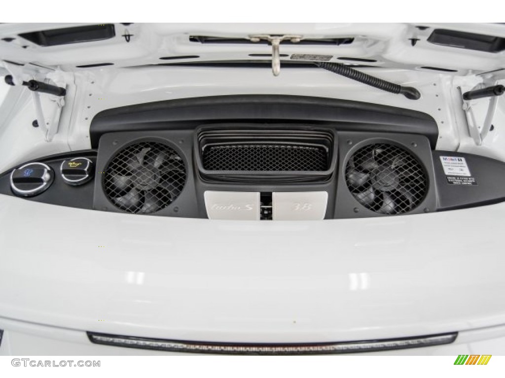 2016 Porsche 911 Turbo S Coupe Engine Photos
