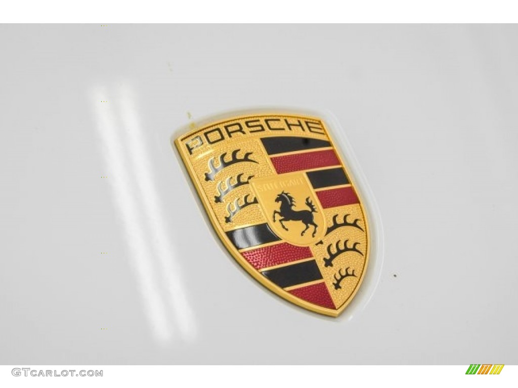 2016 Porsche 911 Turbo S Coupe Marks and Logos Photos