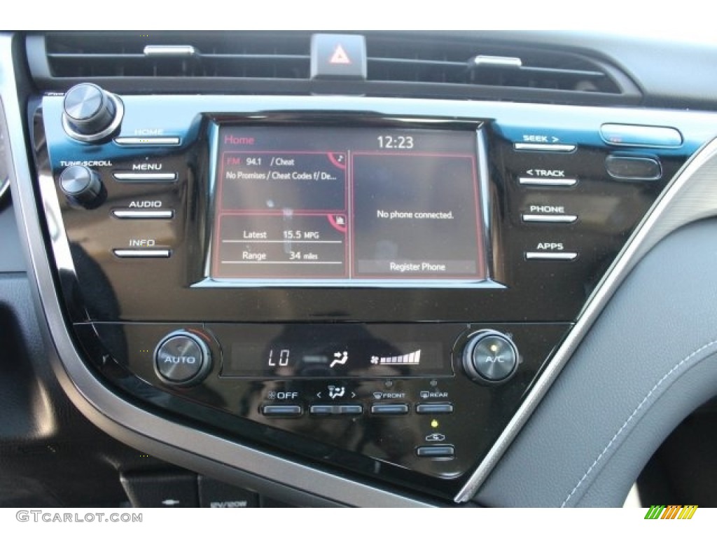 2018 Camry SE - Predawn Gray Mica / Black photo #15