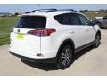 Super White - RAV4 LE Photo No. 7