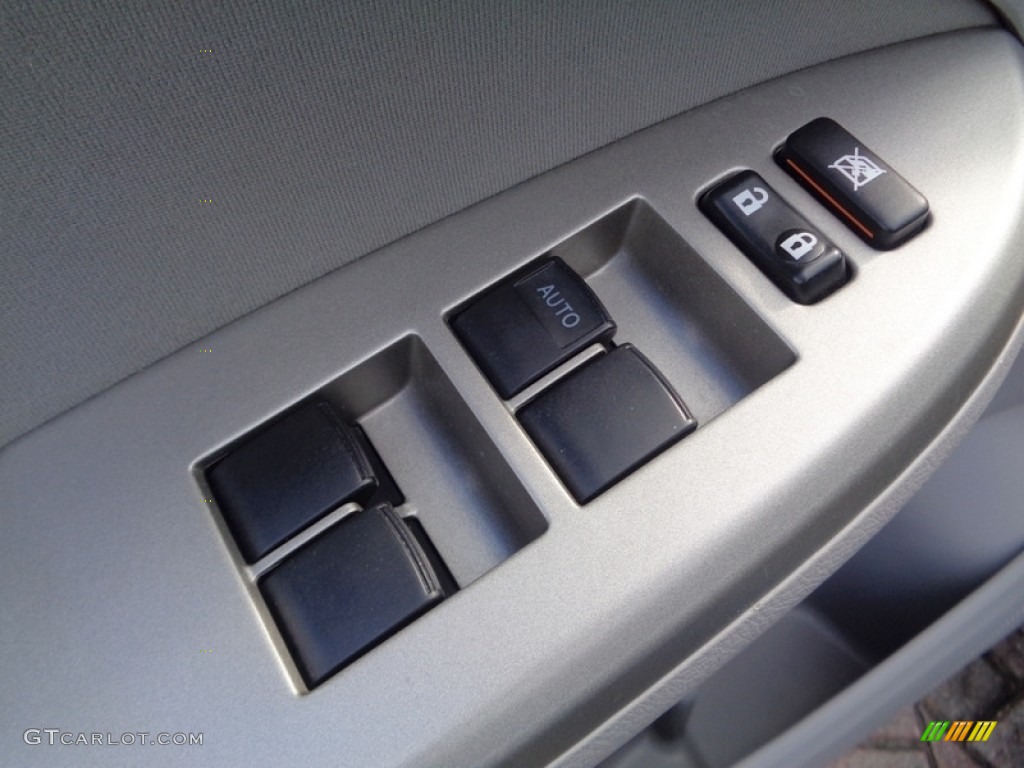 2010 Corolla LE - Blue Streak Metallic / Ash photo #20