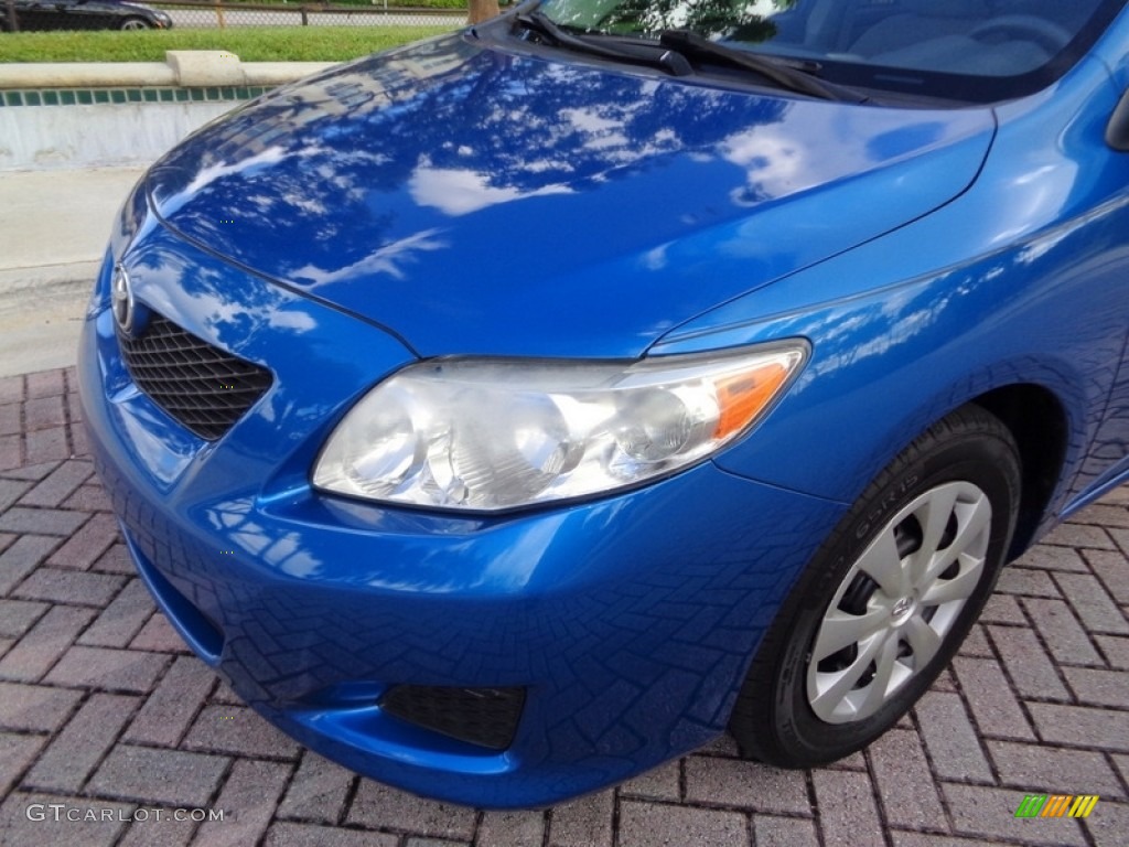 2010 Corolla LE - Blue Streak Metallic / Ash photo #33