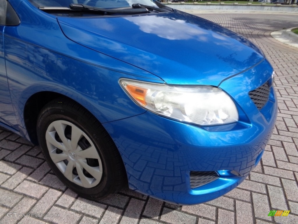 2010 Corolla LE - Blue Streak Metallic / Ash photo #35