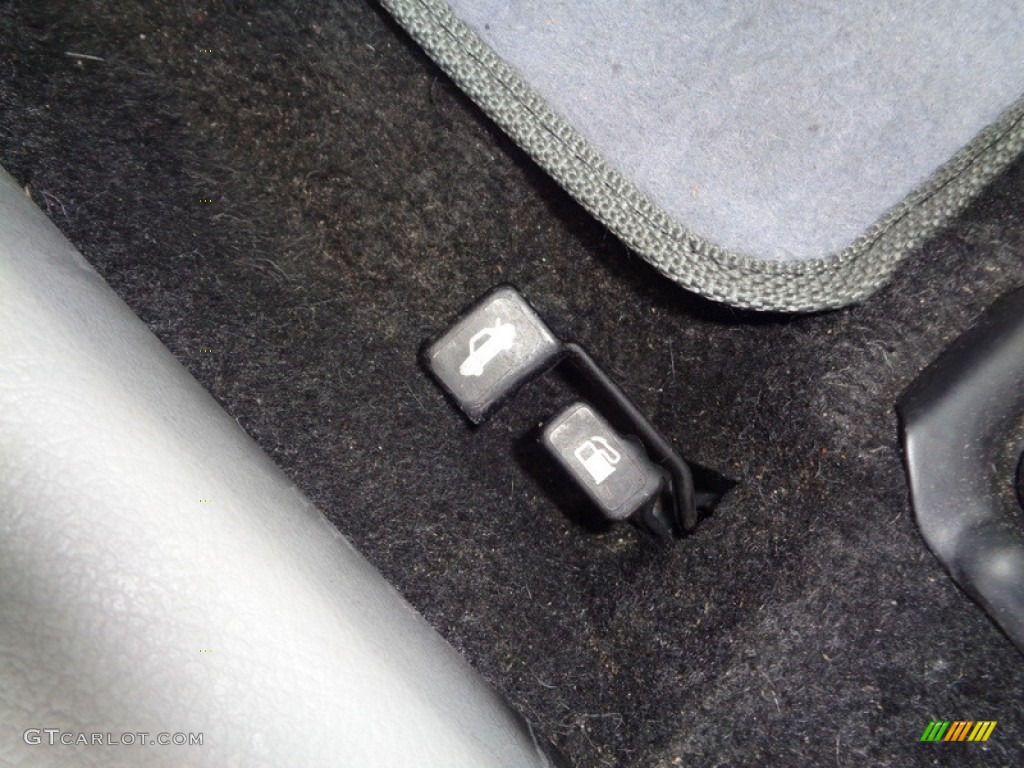 2010 Corolla LE - Blue Streak Metallic / Ash photo #39