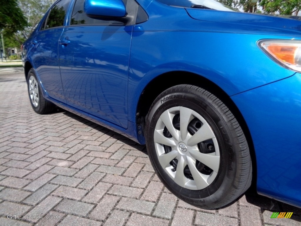 2010 Corolla LE - Blue Streak Metallic / Ash photo #54