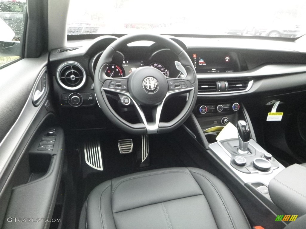 2018 Stelvio Sport AWD - Alfa White / Black/Black photo #17