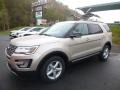 2017 White Gold Ford Explorer XLT 4WD  photo #2