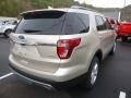 2017 White Gold Ford Explorer XLT 4WD  photo #4