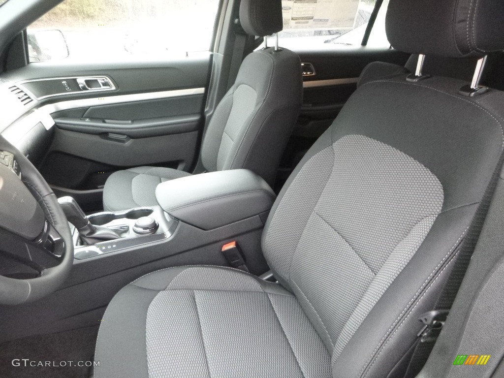 2017 Explorer XLT 4WD - White Gold / Ebony Black photo #11