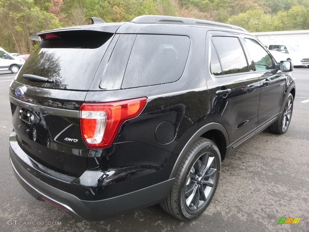 2017 Explorer XLT 4WD - Shadow Black / Ebony Black photo #2